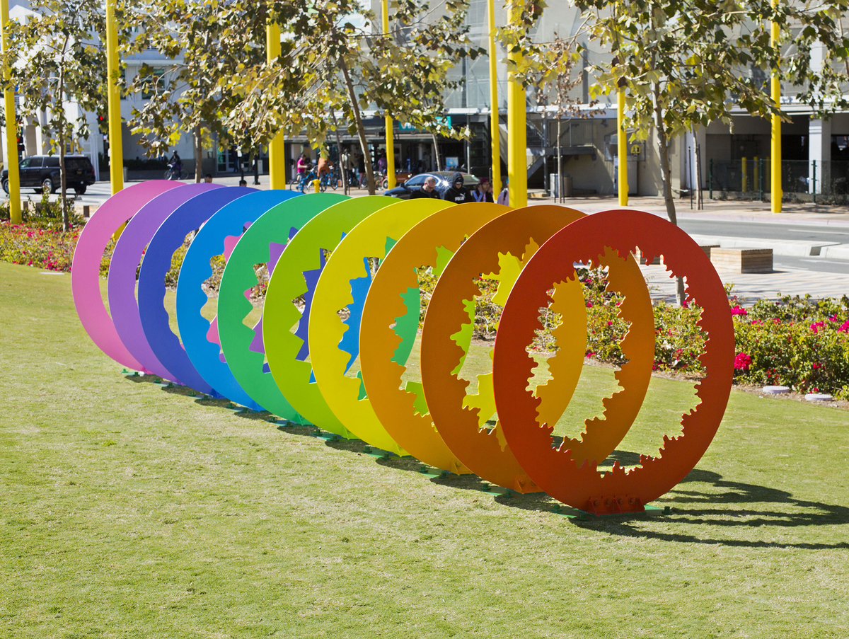 Tunnel Vision, 2018, steel, enamel paint, ground anchors, 5 x 5 x 20 ft Temporary installation in Santa Monica, CA